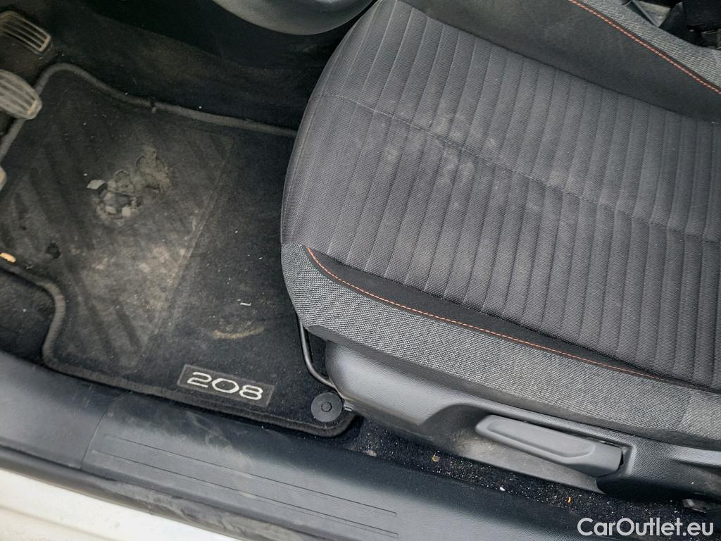  Peugeot  208 PEUGEOT  / 2019 / 5P / berlina con portón BlueHDi 73kW (100CV) Active Pack (AC) #8