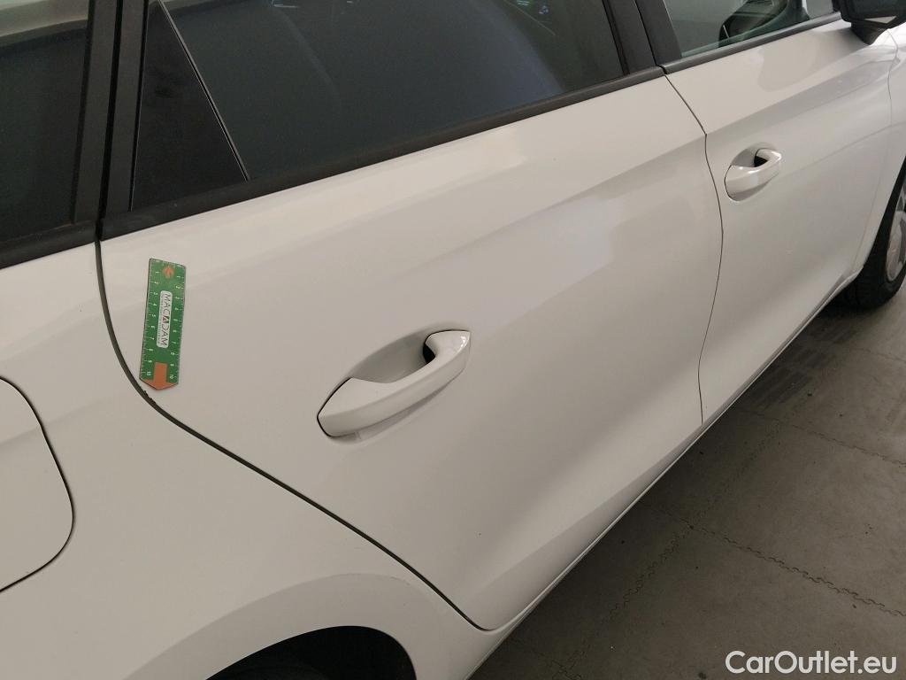  Seat  Leon SEAT Nuevo León / 2020 / 5P / familiar SP 2.0 TDI 85kW Style Go(SP) #32