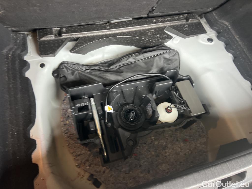  Opel  Corsa OPEL  / 2019 / 5P / berlina con portón 1.5D DT 74kW (100CV) Edition #2