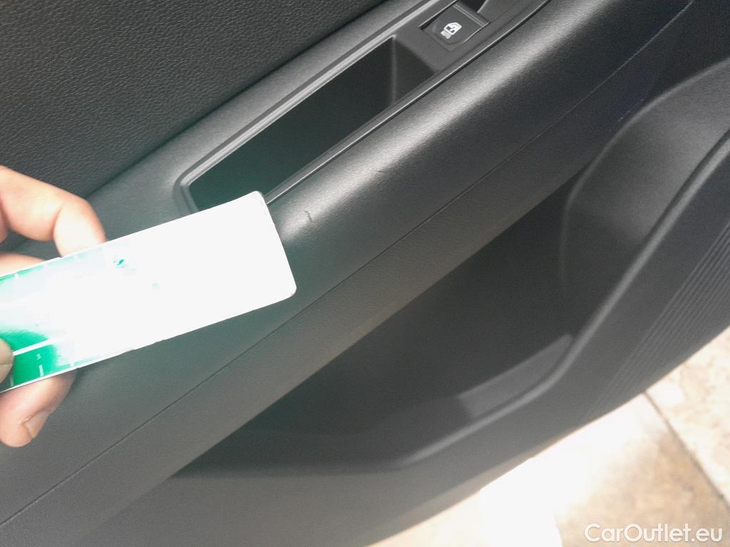  Renault  Captur RENAULT  / 2020 / 5P / todoterreno Intens TCe 90 #6