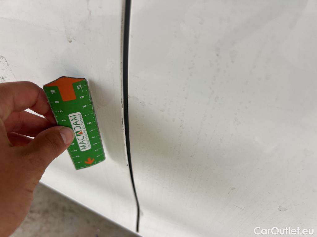  Opel  Corsa OPEL  / 2019 / 5P / berlina con portón 1.5D DT 74kW (100CV) Edition #12