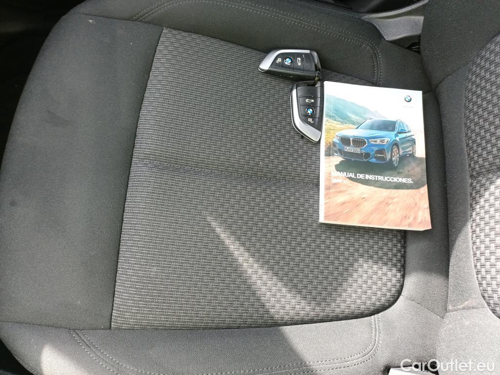  Bmw  X1 BMW  / 2019 / 5P / todoterreno sDrive18dA Corporate #15