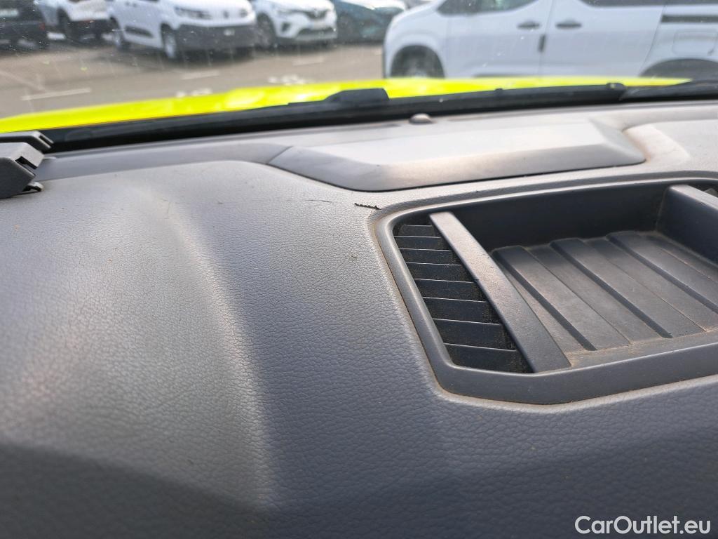  Ford  Ranger FORD  / 2011 / 4P / pickup doble cabina 2.2 TDCi 118kW 4x4 Doble Cab. XL S/S #40