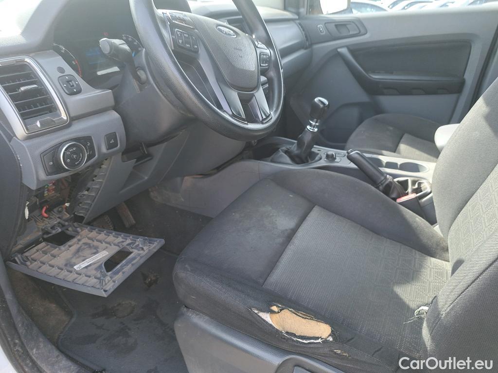  Ford  Ranger FORD  / 2011 / 4P / pickup doble cabina 2.2 TDCi 118kW 4x4 Doble Cab. XL S/S #48