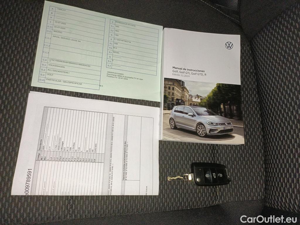  Volkswagen  Golf  VOLKSWAGEN / 2016 / 5P / berlina con portón Last Edition 1.6 TDI 85kW (115CV) #1