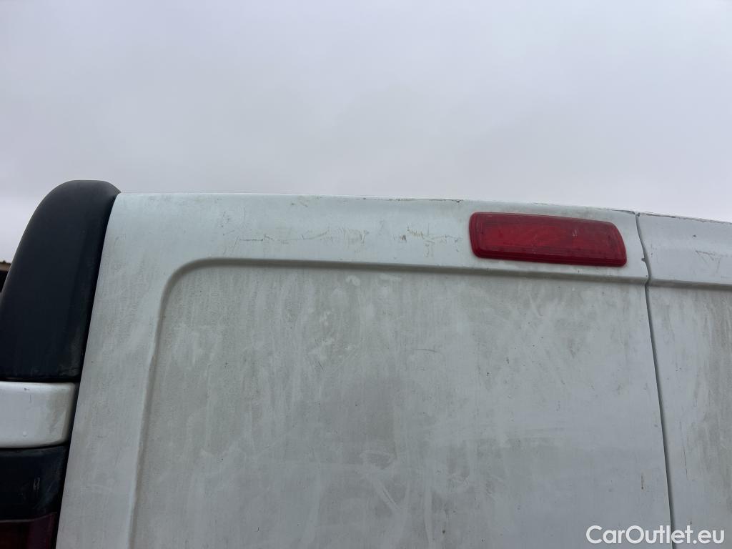  Renault  Trafic RENAULT  / 2019 / 4P / furgón Furgón 27 L1H1 Energy BluedCi 88 kW (AC) #9