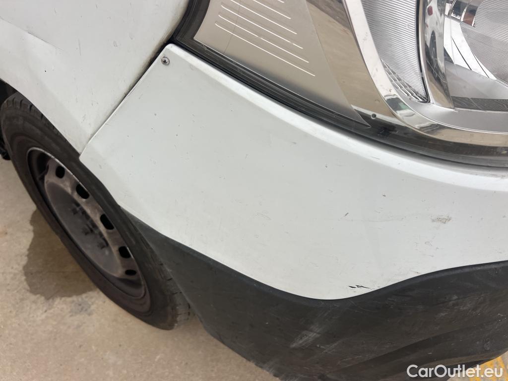  Renault  Trafic RENAULT  / 2019 / 4P / furgón Furgón 27 L1H1 Energy BluedCi 88 kW (AC) #46