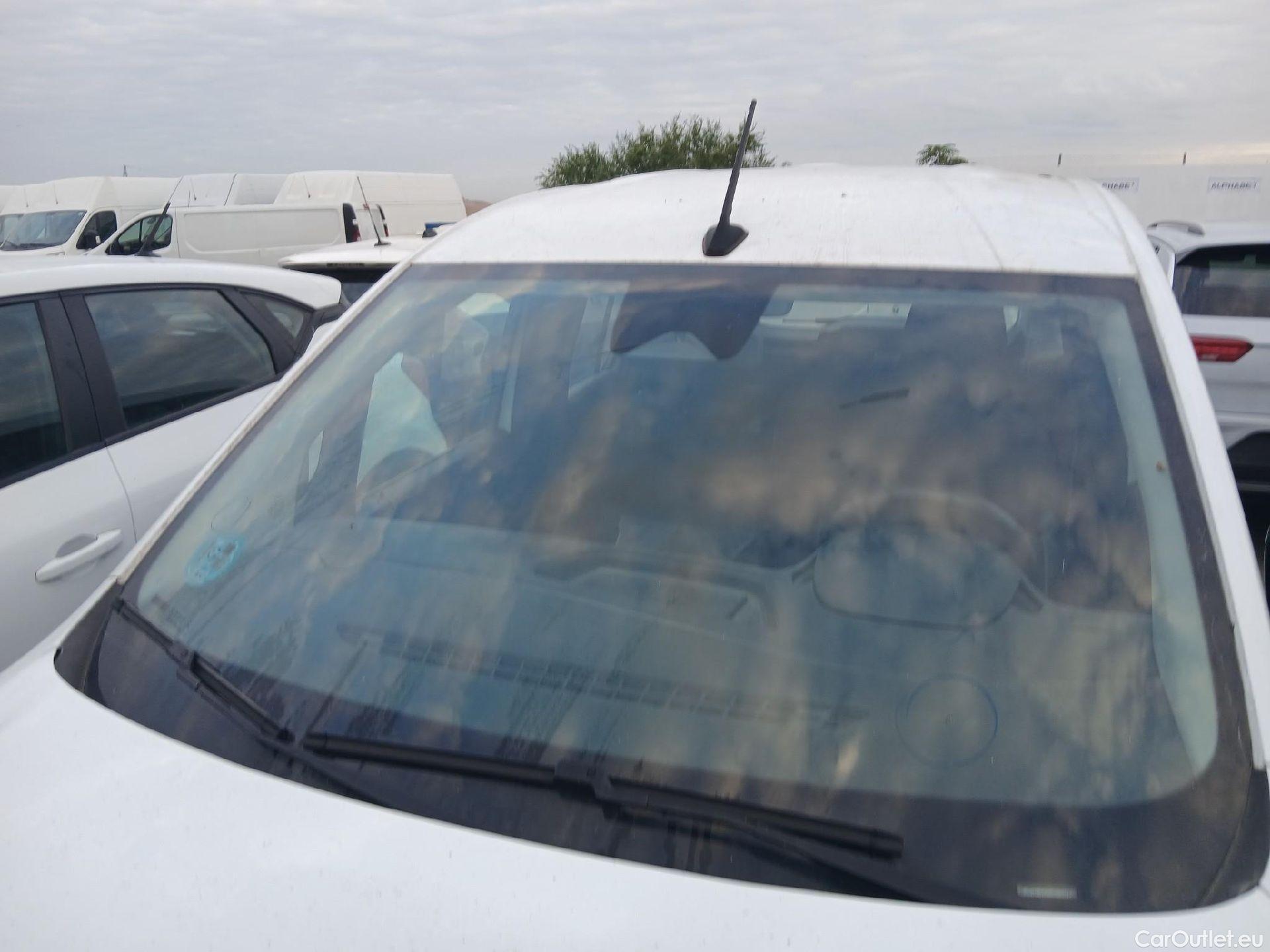  Renault  Kangoo RENAULT  Combi / 2021 / 5P / combi Life Edition One 1.5 Blue dCi 70kW(95CV) (IND)(AC) #18