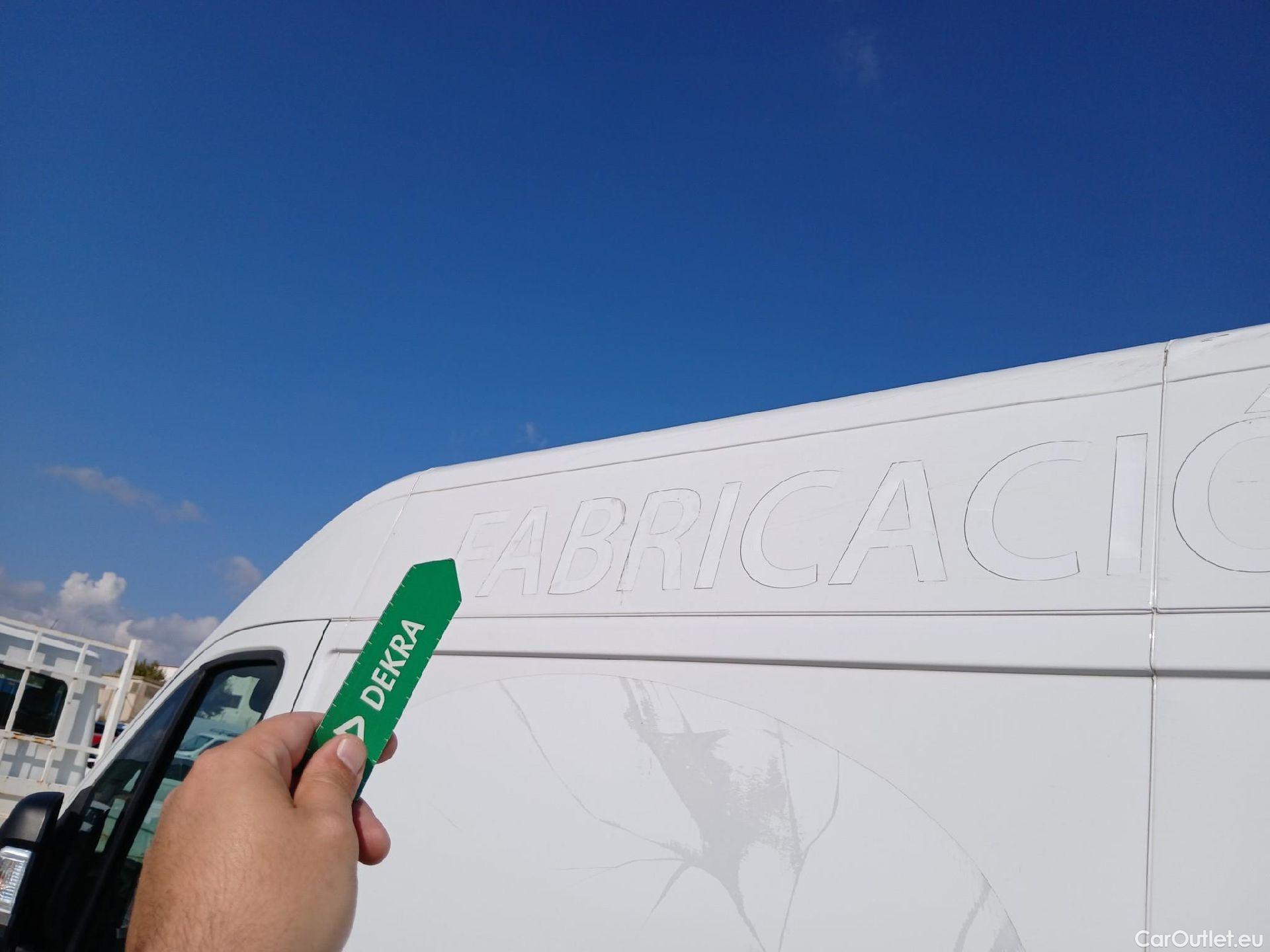  Opel  Movano OPEL  / 2021 / 4P / furgón Base L2H2 3.5T 2.2 BHDi 88kW #43