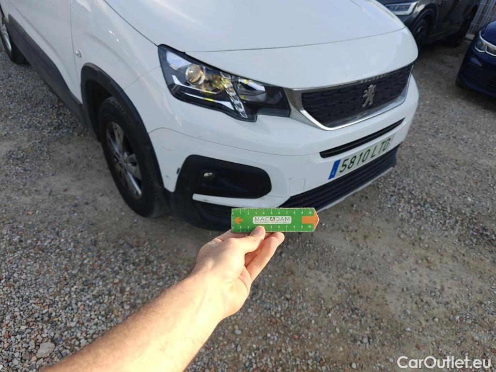  Peugeot  RIFTER PEUGEOT  / 2018 / 5P / monovolumen compacto Allure Pack Standard BlueHDi 73kW #18