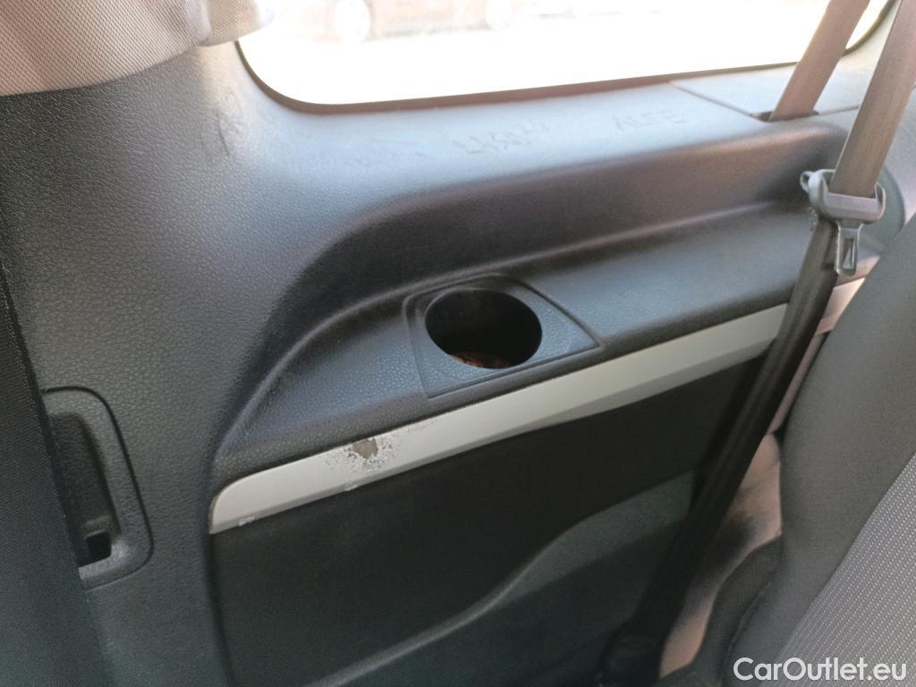  Opel  Vivaro OPEL  / 2019 / 4P / combi 1.5 Diésel 88kW (120CV) M Std Express #53