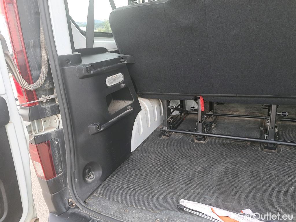  Nissan  NV300 NISSAN  / 2021 / 4P / monovolumen Combi 9 2.0dCi 81kW L1H1 1T Comfort #51