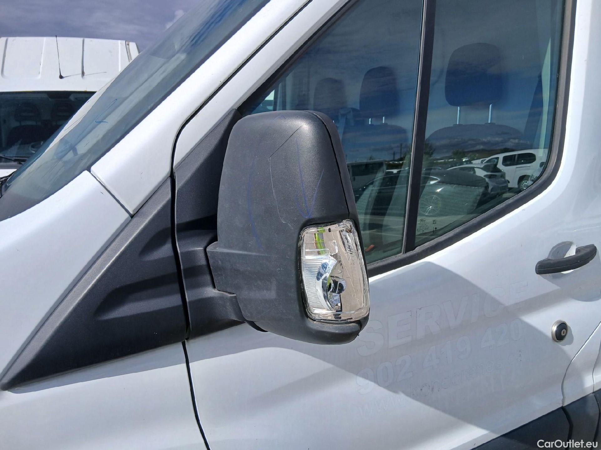  Ford  Transit FORD  / 2013 / 4P / furgón 350 96kW L3H2 Van Trend FWD #8
