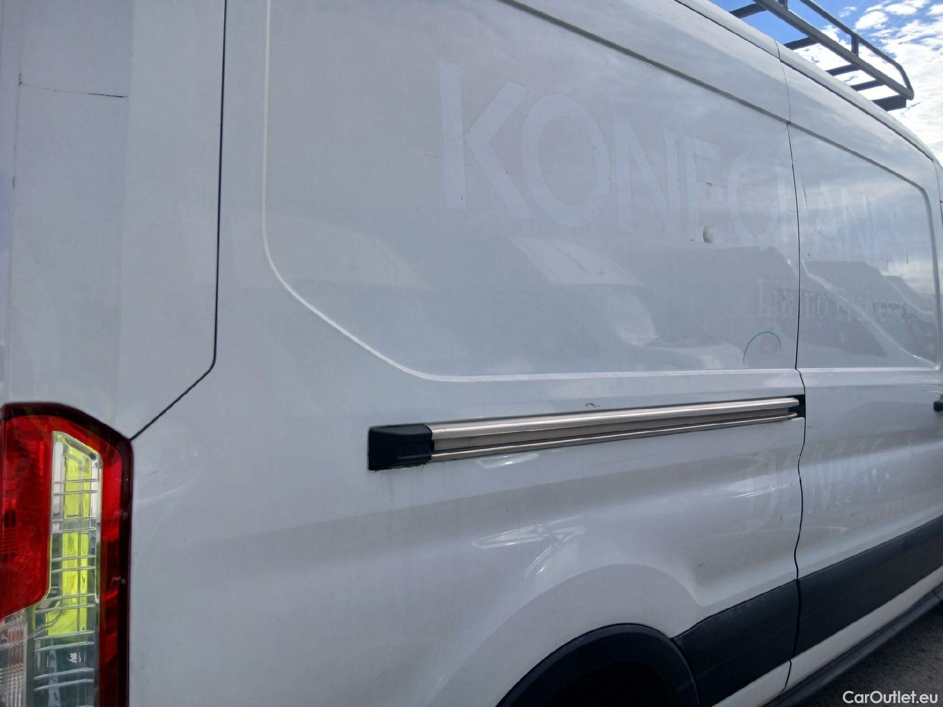  Ford  Transit FORD  / 2013 / 4P / furgón 350 96kW L3H2 Van Trend FWD #21