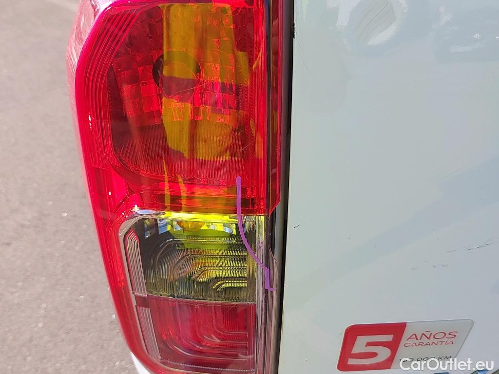  Nissan  Navara NISSAN  / 2015 / 4P / pickup DC 2.3dCi 120kW(160CV) Visia BDif PCCT #1