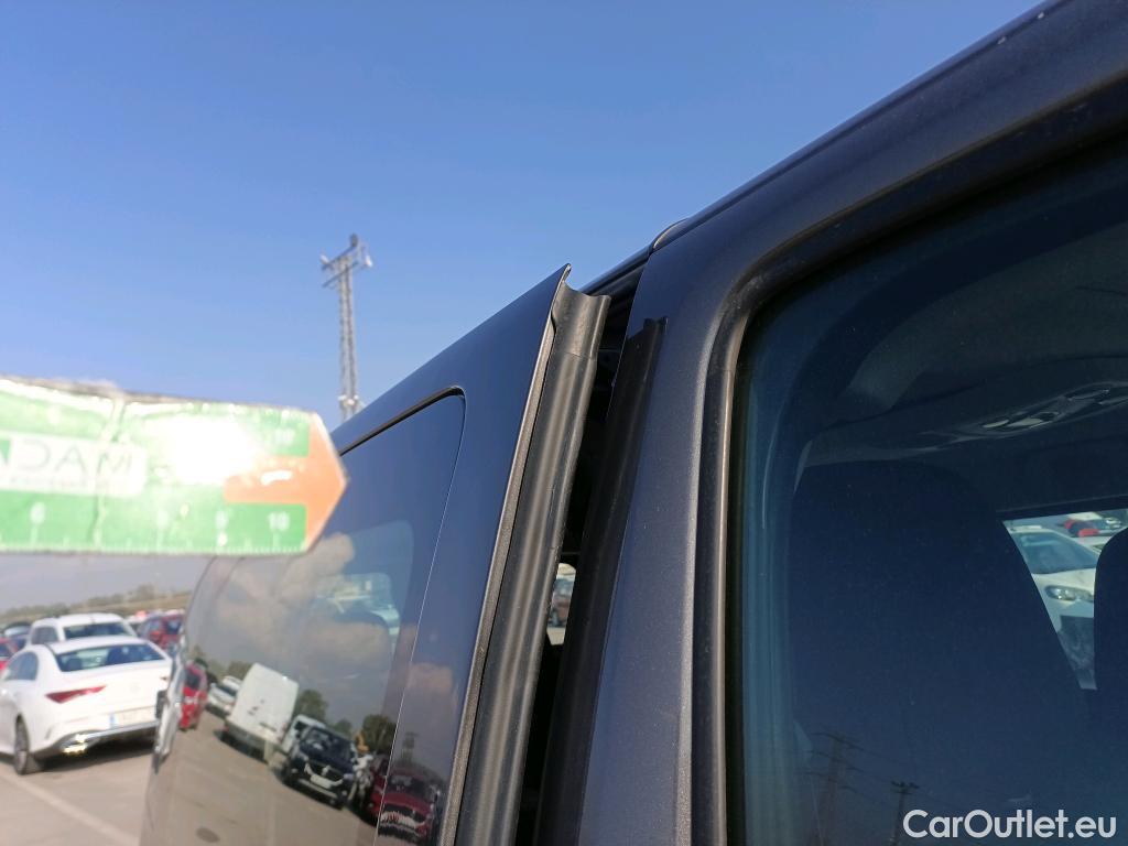  Opel  Vivaro OPEL  / 2019 / 4P / combi 1.5 Diésel 88kW (120CV) M Std Express #16