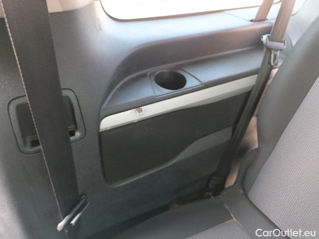  Opel  Vivaro OPEL  / 2019 / 4P / combi 1.5 Diésel 88kW (120CV) M Std Express #52