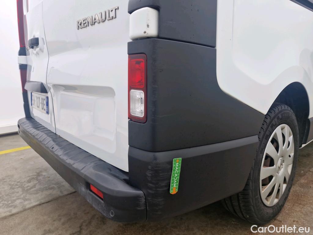  Renault  Trafic RENAULT  / 2014 / 4P / Fourgon tôlé FG GCF L2H1 1200 dCi 95 E6 #57