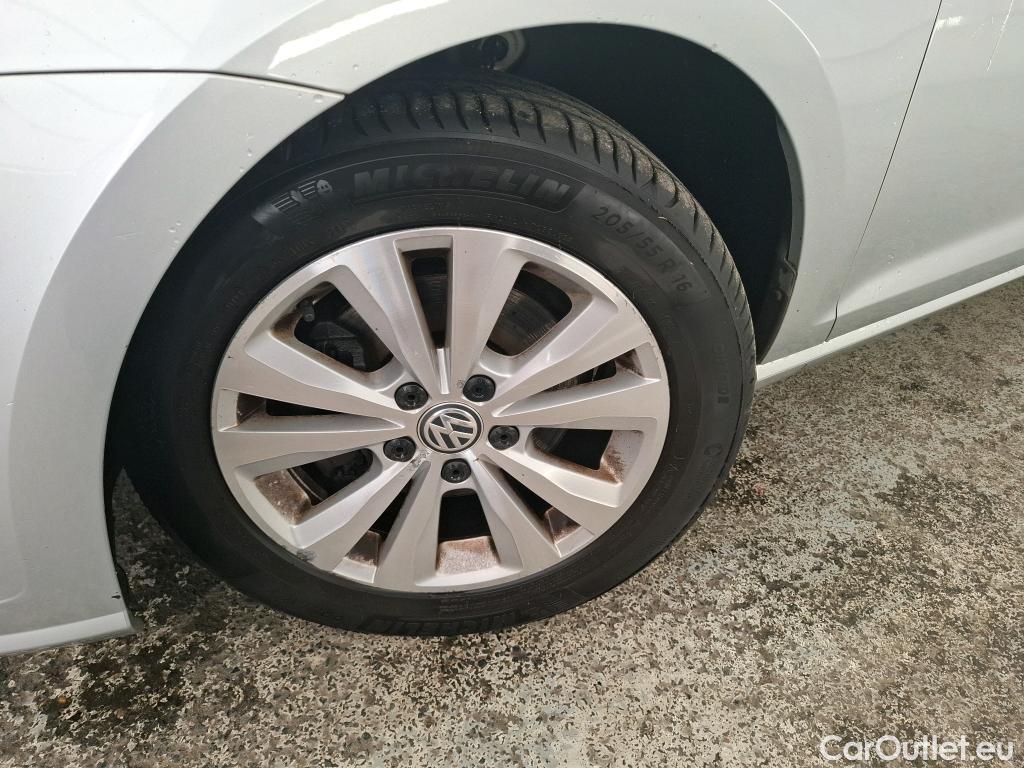  Volkswagen  Golf  VII Break Confortline Business BMT 1.6 TDI 115CV BVA7 E6dT / TRANSFO VP/VF #20