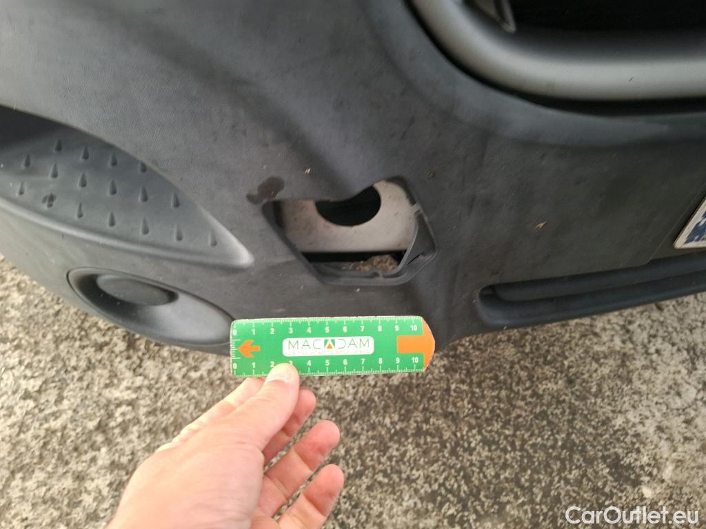  Renault  Master RENAULT  VU 4p Fourgon FG GCf Trac F3500 L2H2 dCi 125 #68