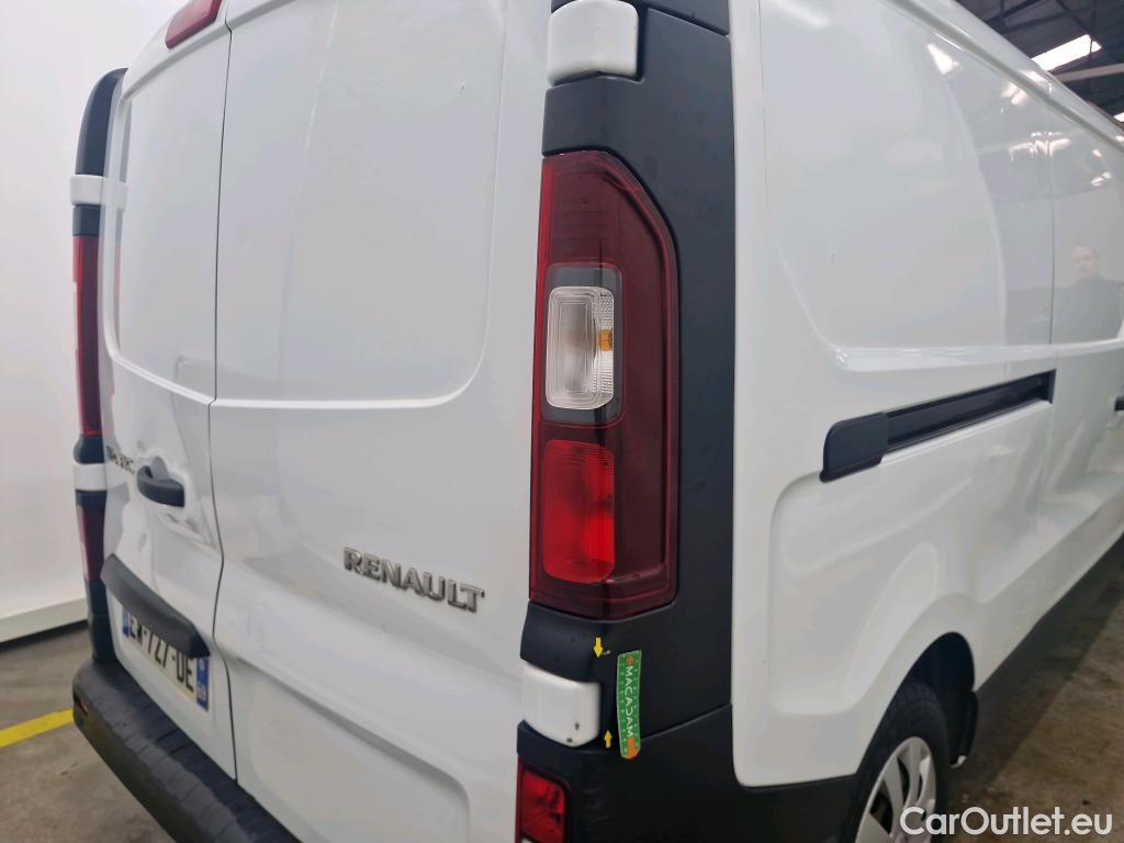  Renault  Trafic RENAULT  / 2014 / 4P / Fourgon tôlé FG GCF L2H1 1200 dCi 95 E6 #54