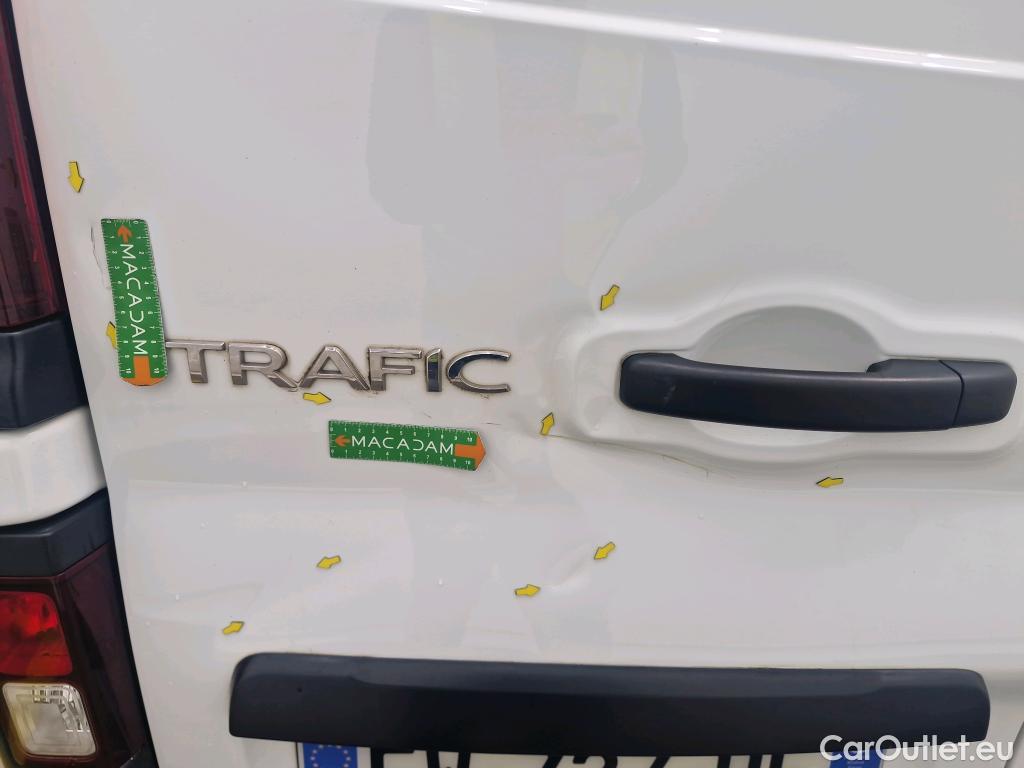  Renault  Trafic RENAULT  / 2014 / 4P / Fourgon tôlé FG GCF L2H1 1200 dCi 95 E6 #10
