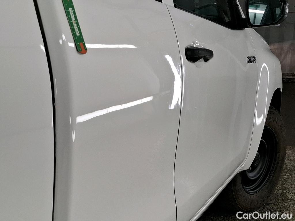  Toyota  Hilux  XC VU 4p Pick-up 4WD 2.4 D-4D X-tra Cabine LeCap #23
