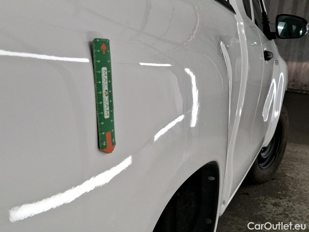  Toyota  Hilux  XC VU 4p Pick-up 4WD 2.4 D-4D X-tra Cabine LeCap #7