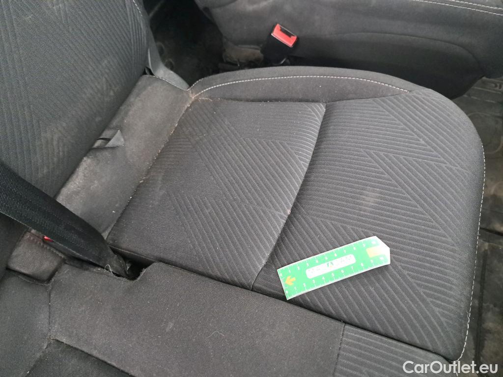  Renault  Trafic RENAULT  VU 4p Fourgon FG GCFL1H1 1000 dCi95 Stop&Start E6 #40