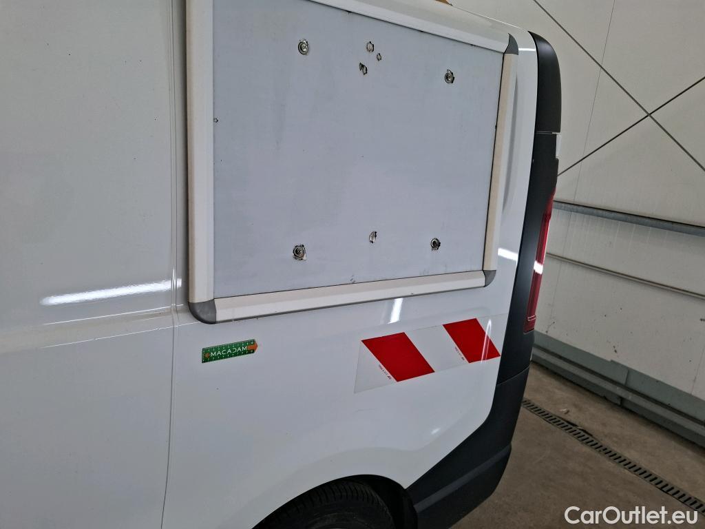  Renault  Trafic  Furgon L1H1 1200 Confort 1.6 dCi 145CV BVM6 E6 #1