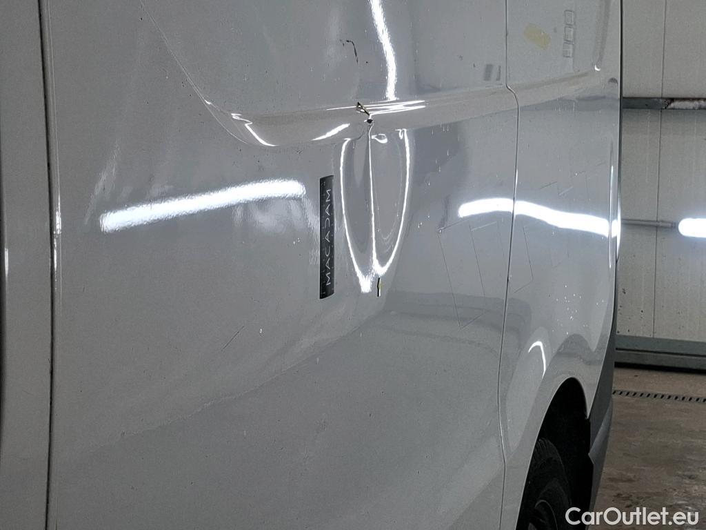  Renault  Trafic  III Fourgon L1H1 1000 Confort 1.6 dCi 95CV BVM6 E6dT #32