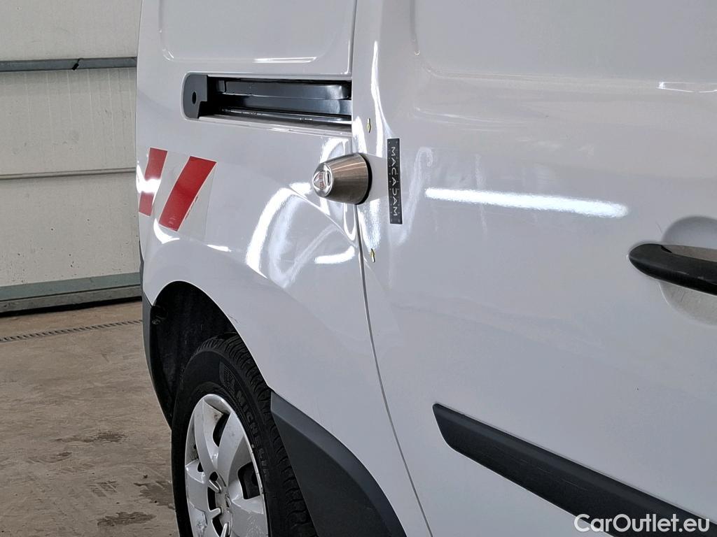  Renault  Kangoo  Express Maxi Extra (Série Spéciale) 1.5 dCi 90CV BVM5 E6 #32