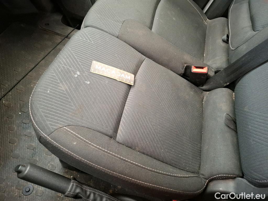 Renault  Trafic  Furgon Grand Confort L1H1 1200 1.6 dCi 120CV BVM6 E6 #32