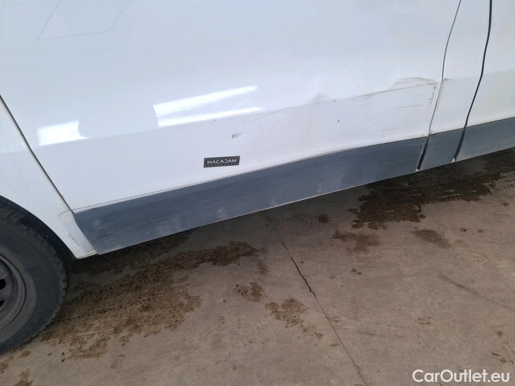  Renault  Trafic  III Fourgon L1H1 1000 Confort 1.6 dCi 95CV BVM6 E6dT #58