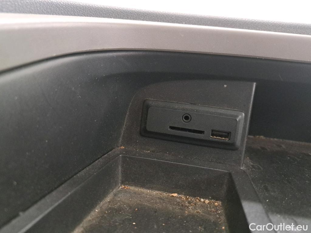  Renault  Trafic  Furgon Grand Confort L1H2 1200 1.6 dCi 125CV BVM6 E6 #32