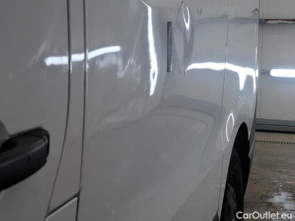  Renault  Trafic  III Fourgon L1H1 1000 Confort 1.6 dCi 95CV BVM6 E6dT #33