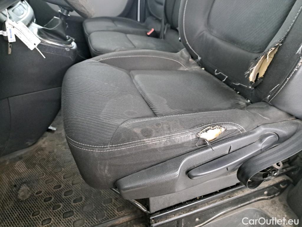  Renault  Trafic  Furgon Grand Confort L1H2 1200 1.6 dCi 125CV BVM6 E6 #21