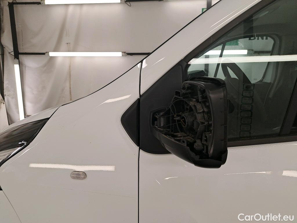  Renault  Trafic  Furgon Grand Confort L1H2 1200 1.6 dCi 125CV BVM6 E6 #38