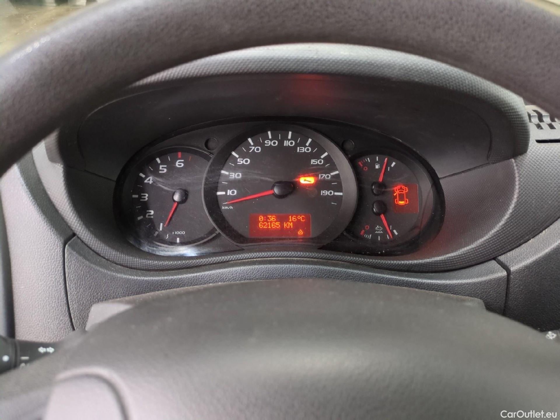  Renault  Master  III Fourgon L1H2 3 5 (HD) Grand Confort dCi 145CV BVM6 E6 #8