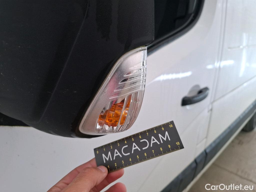  Renault  Master  III Fourgon L2H2 3 5 Grand Confort dCi 130CV BVM6 E6 #8