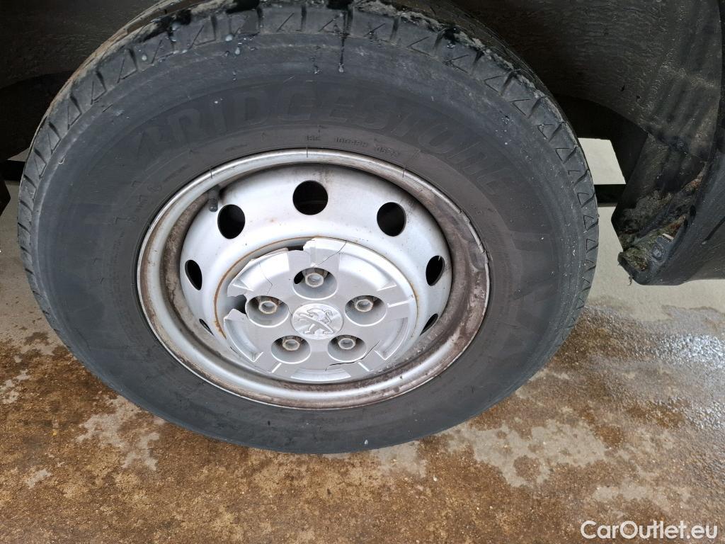  Peugeot  Boxer PEUGEOT  VU 4p Fourgon BLUEHDI 110 PREMIUM 330 L1H1 #41