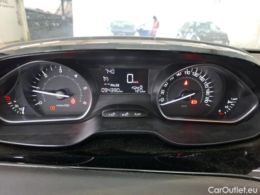  Peugeot  208  Affaire Pack Clim 1.6 HDi 75CV BVM5 E6 #35