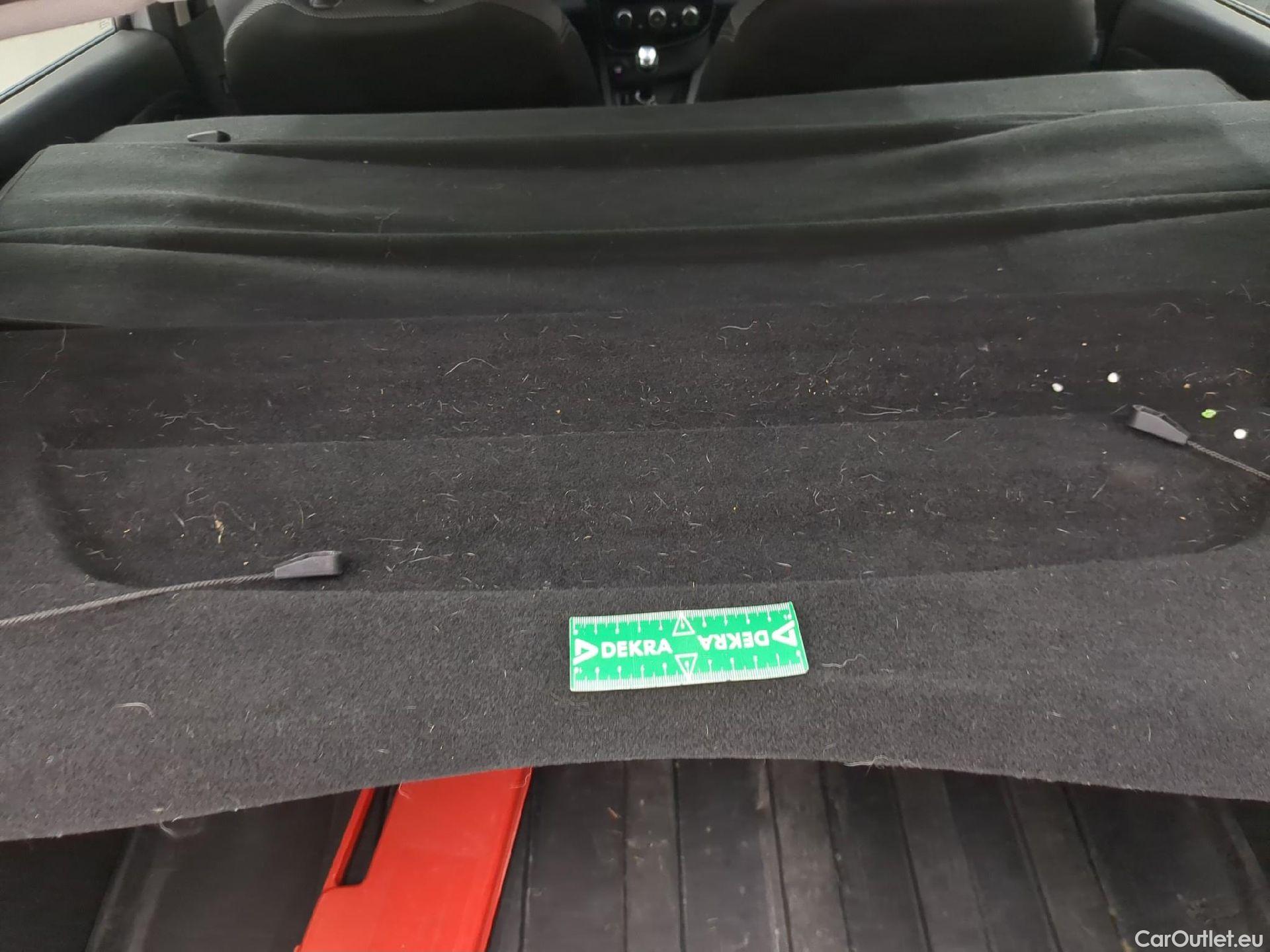  Renault  Clio RENAULT  Société VU 5p Berline Air dCi 75 #1