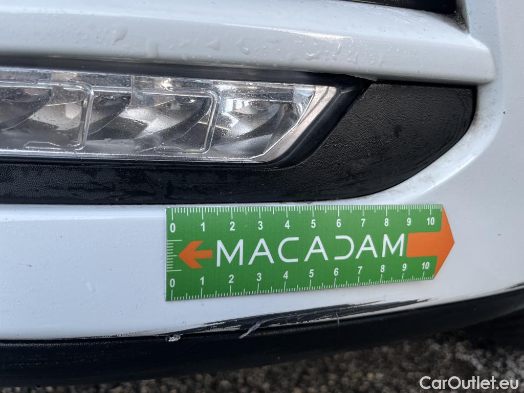  Renault  Clio  IV Air MediaNav 1.5 dCi 75CV BVM5 E6 #18