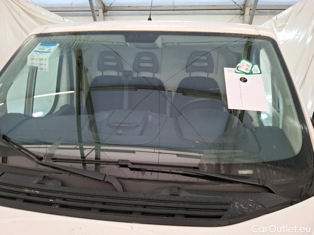  Peugeot  Boxer PEUGEOT  VU 4p Fourgon BLUEHDI 110 PREMIUM 330 L1H1 #1
