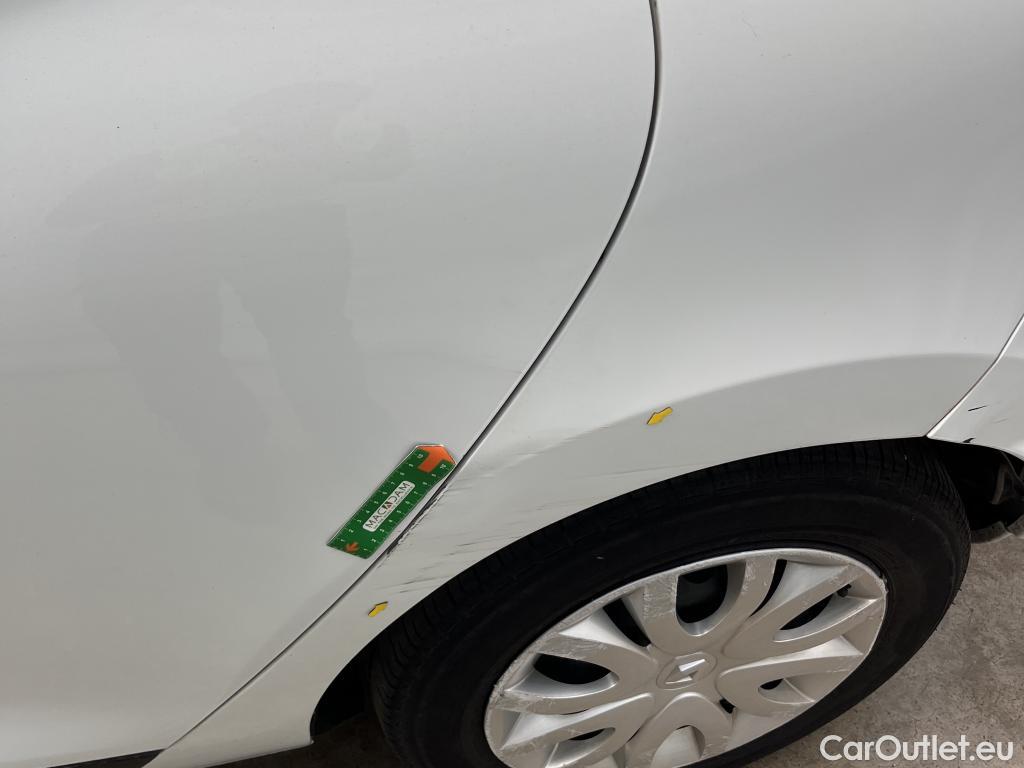  Renault  Clio  IV Air MediaNav 1.5 dCi 75CV BVM5 E6 #7