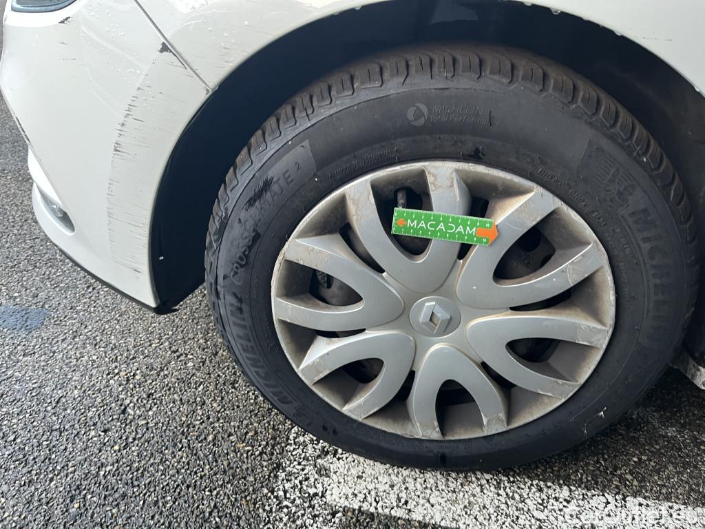  Renault  Clio  IV Air MediaNav 1.5 dCi 75CV BVM5 E6 #31