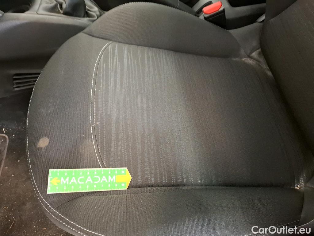  Peugeot  208  Affaire Pack Clim 1.6 HDi 75CV BVM5 E6 #32