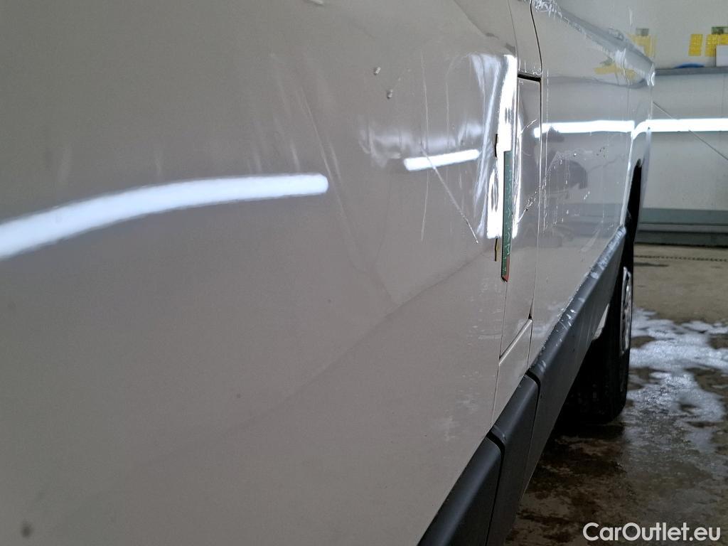  Peugeot  Boxer PEUGEOT  VU 4p Fourgon BLUEHDI 110 PREMIUM 330 L1H1 #31