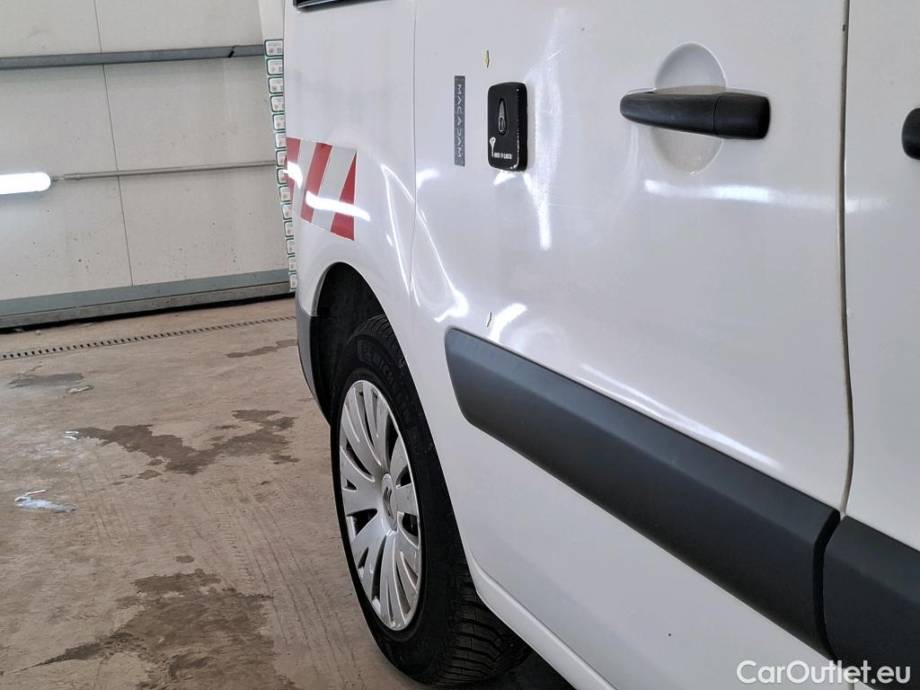  Citroen  Berlingo  Fourgon Business L1 (Court) 1.6 BlueHDi 100CV BVA6 E6 #9